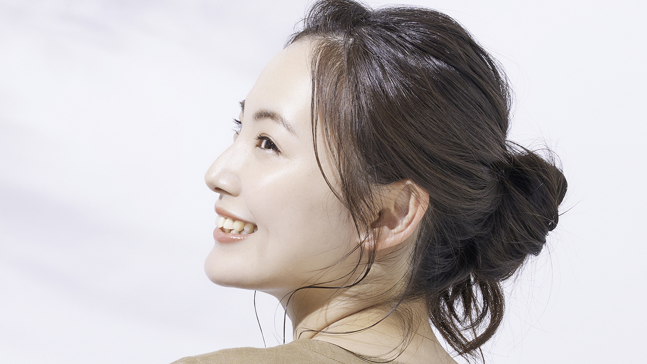 美しいEラインを実現した横顔